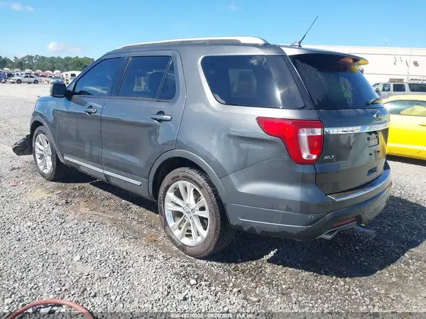 1FM5K7D80JGC62565 — 2018 Ford Explorer, фото 3 с аукциона IAAI, Повреждения снизу