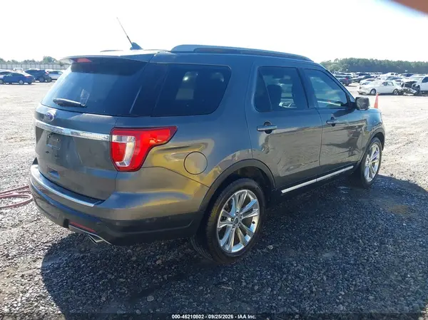 1FM5K7D80JGC62565 — 2018 Ford Explorer, фото 4 с аукциона IAAI, Повреждения снизу