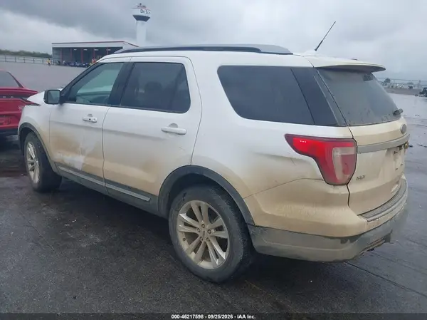 1FM5K8D8XJGC54558 — 2018 Ford Explorer, фото 3 с аукциона IAAI, Передняя часть