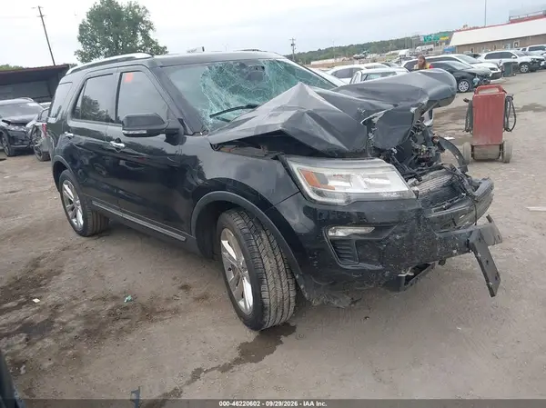 1FM5K7FH0JGB78131 — 2018 Ford Explorer, Биологическая или химическая опасность (Biohazard), фото до ремонта