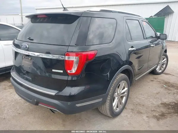 1FM5K7FH0JGB78131 — 2018 Ford Explorer, фото 4 с аукциона IAAI, Биологическая или химическая опасность