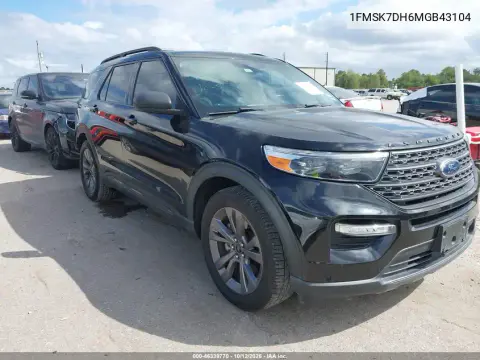 1FMSK7DH6MGB43104 — 2021 Ford Explorer, Сзади, фото до ремонта