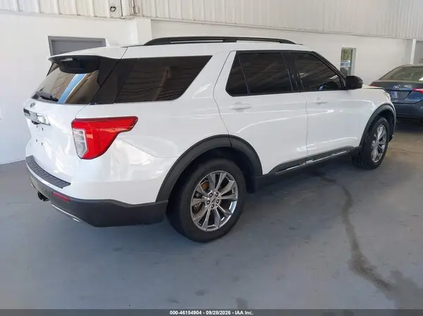 1FMSK7DH6NGA74335 — 2022 Ford Explorer, фото 4 с аукциона IAAI, Передняя часть