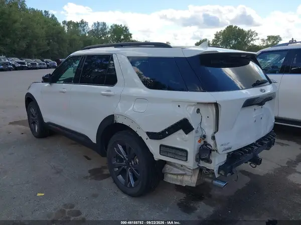 1FMSK8DH0NGA98412 — 2022 Ford Explorer, фото 3 с аукциона IAAI, Задняя часть