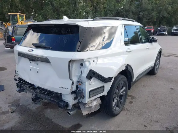 1FMSK8DH0NGA98412 — 2022 Ford Explorer, фото 4 с аукциона IAAI, Задняя часть