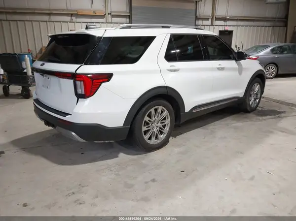 1FMUK7HH7SGA33646 — 2025 Ford Explorer, фото 4 с аукциона IAAI, Левый бок
