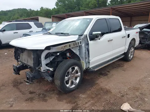 2023 Ford F-150 Lariat VIN 1FTFW1E5XPFC69570 фото 2