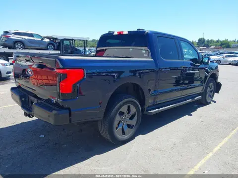 2024 Ford F-150 Lightning Flash VIN 1FT6W3L71RWG11488 фото 4