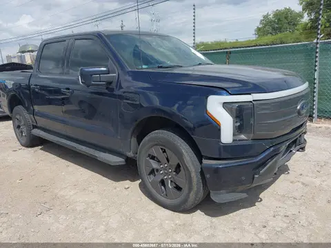 1FTVW1EL5NWG15533 — 2022 Ford F-150 Lightning Lariat, Передняя часть (Front End), фото до ремонта