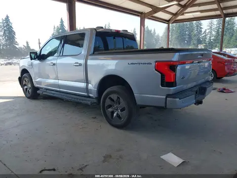 2022 Ford F-150 Lightning Lariat VIN 1FTVW1EL7NWG16733 фото 3