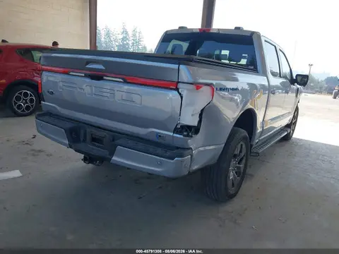 2022 Ford F-150 Lightning Lariat VIN 1FTVW1EL7NWG16733 фото 4