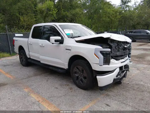 1FT6W1EV3PWG51231 — 2023 Ford F-150 Lightning Lariat, Передняя часть (Front End), фото до ремонта