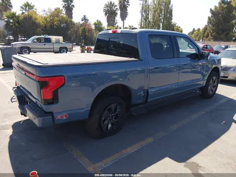 2023 Ford F-150 Lightning Lariat VIN 1FT6W1EV7PWG41608 фото 4