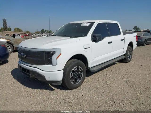 1FTVW1EL3NWG12808 — 2022 Ford F-150 Lightning XLT, фото 2 с аукциона IAAI 29.09.2026, Естественный износ