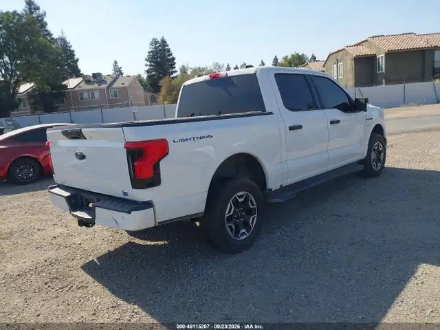 1FTVW1EL3NWG12808 — 2022 Ford F-150 Lightning XLT, фото 4 с аукциона IAAI 29.09.2026, Естественный износ