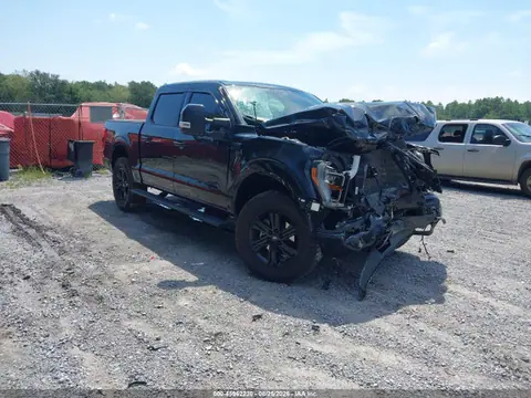 2023 Ford F-150 Platinum VIN 1FTFW1E84PFB56823 фото 1