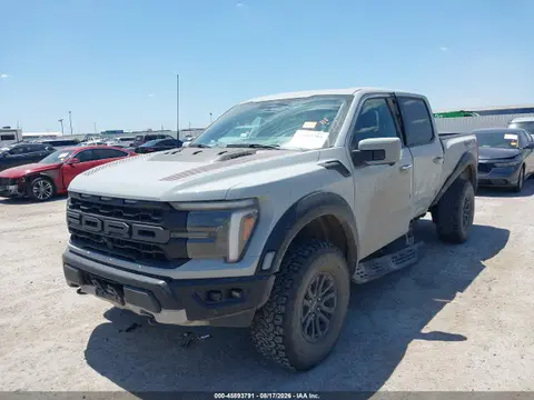 2024 Ford F-150 Raptor VIN 1FTFW1RG8RFB10772 фото 2