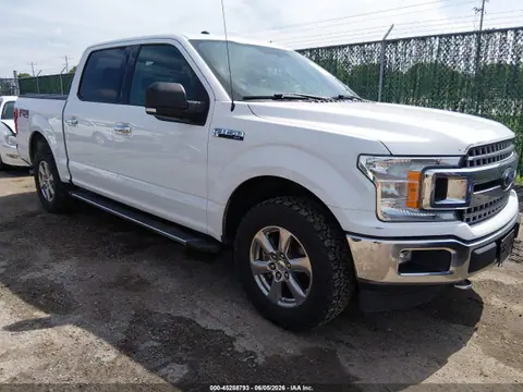 1FTEW1EP0JFB43464 — 2018 Ford F-150 XLT, Град (Hail), фото до ремонта