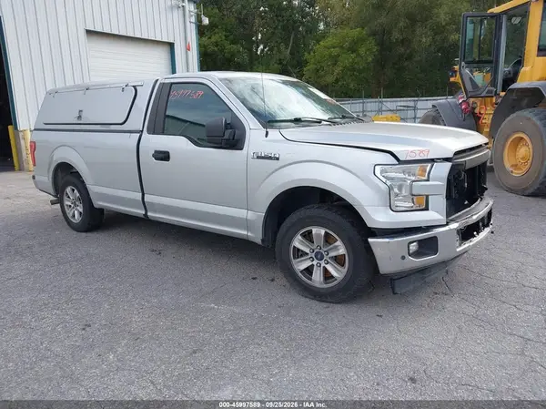 1FTMF1C84HKC82442 — 2017 Ford F-150, Передняя часть (Front End), фото до ремонта