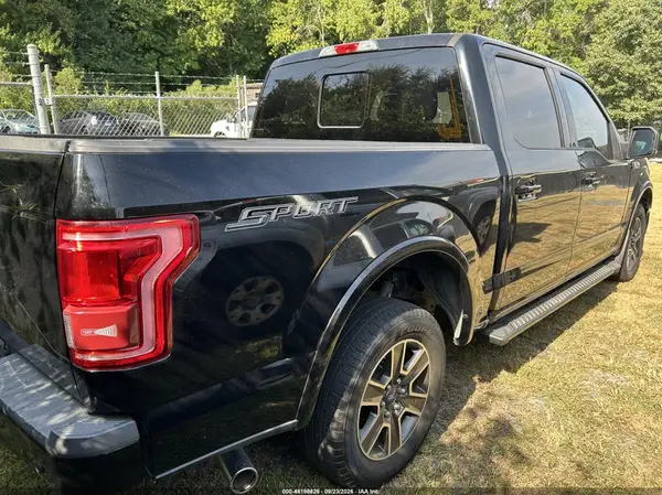 1FTEW1CF7HFA31295 — 2017 Ford F-150, фото 4 с аукциона IAAI 12.10.2026, Естественный износ