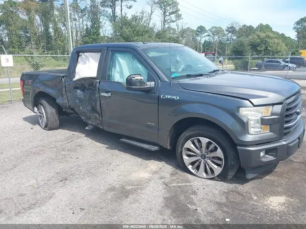 1FTEW1CG0HFB06394 — 2017 Ford F-150, Передняя часть справа (Right Front), фото до ремонта