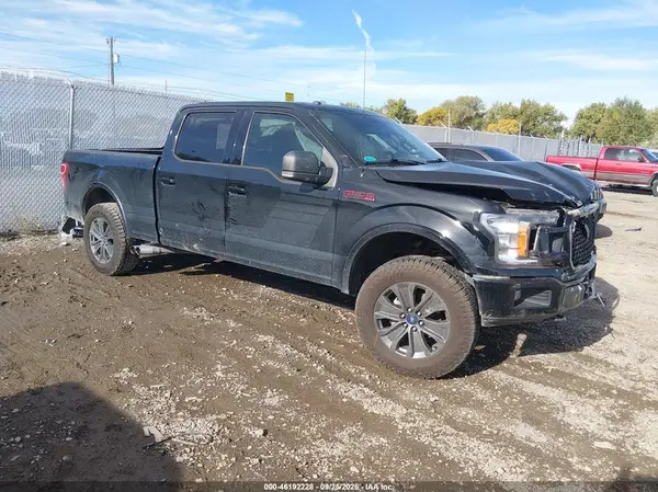 1FTFW1E54JFC79051 — 2018 Ford F-150, Опрокидывание (Rollover), фото до ремонта