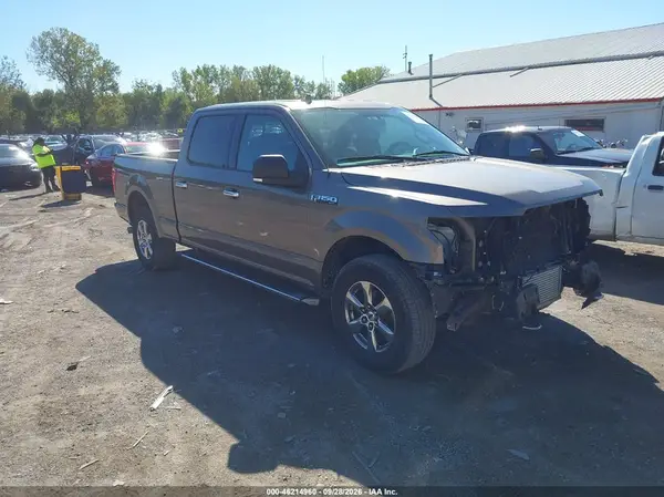 1FTFW1EGXJFB03493 — 2018 Ford F-150, Передняя часть (Front End), фото до ремонта