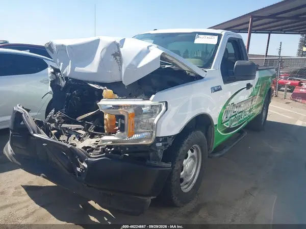 1FTMF1CB5JKG11568 — 2018 Ford F-150, фото 2 с аукциона IAAI, Передняя часть