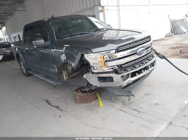 1FTEW1C53KFA64664 — 2019 Ford F-150, Передняя часть справа (Right Front), фото до ремонта