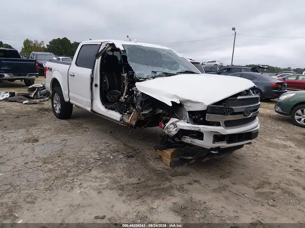 1FTEW1E44KFB11382 — 2019 Ford F-150, Правый бок (Right Side), фото до ремонта