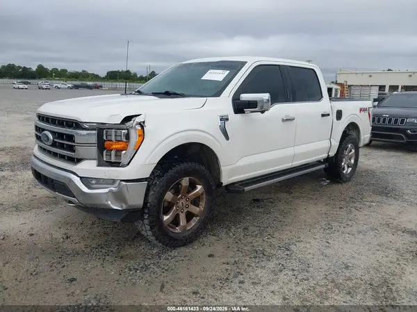 1FTFW1E89MFC18647 — 2021 Ford F-150, фото 2 с аукциона IAAI, Передняя часть слева