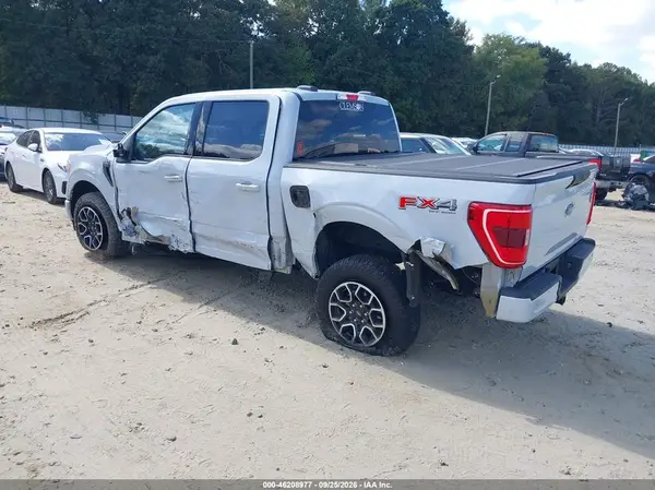 1FTFW1E55NKE18410 — 2022 Ford F-150, фото 3 с аукциона IAAI, Левый бок