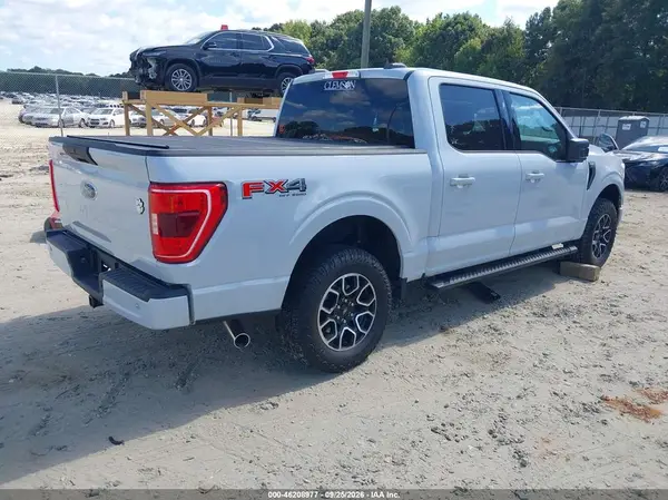 1FTFW1E55NKE18410 — 2022 Ford F-150, фото 4 с аукциона IAAI, Левый бок