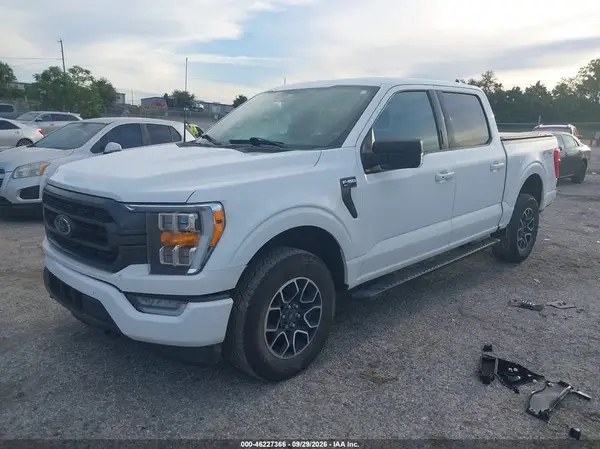 1FTEW1EP0PFB87702 — 2023 Ford F-150, фото 2 с аукциона IAAI 08.10.2026, Естественный износ