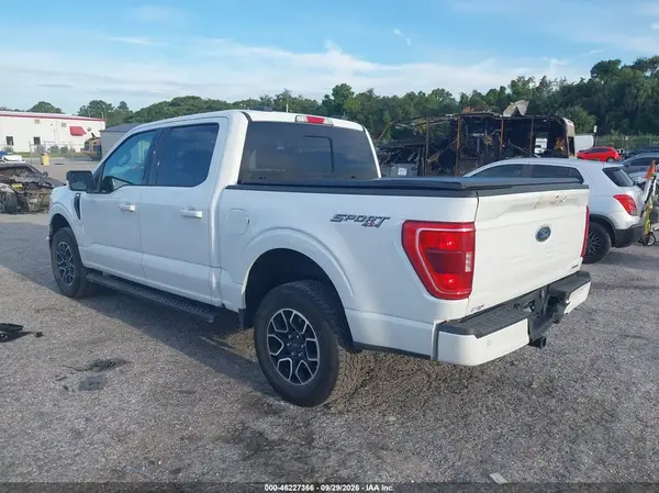 1FTEW1EP0PFB87702 — 2023 Ford F-150, фото 3 с аукциона IAAI 08.10.2026, Естественный износ