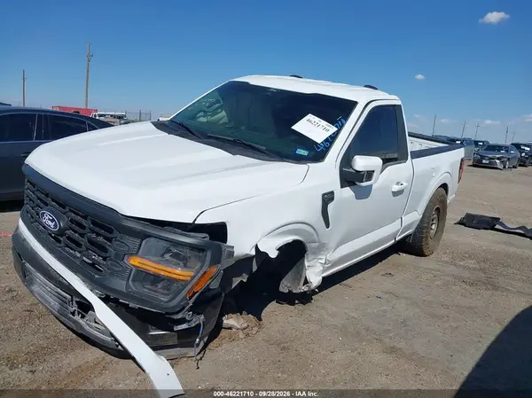 1FTMF1L53SKE30979 — 2025 Ford F-150, фото 2 с аукциона IAAI, Передняя часть слева