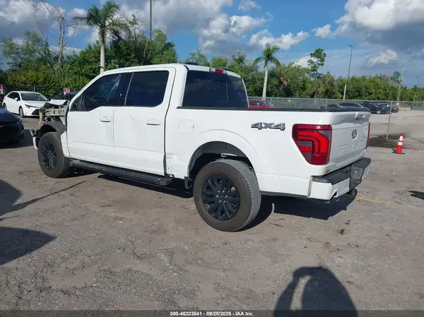 1FTFW5L82SKE05677 — 2025 Ford F-150, фото 3 с аукциона IAAI, Левый бок