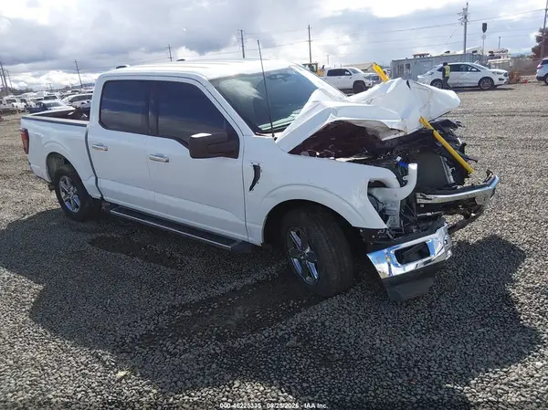 1FTEW3K82SKE88982 — 2025 Ford F-150, Передняя часть (Front & Rear), фото до ремонта