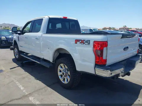 2017 Ford F-250 Lariat VIN 1FT7W2BT3HEC54543 фото 3