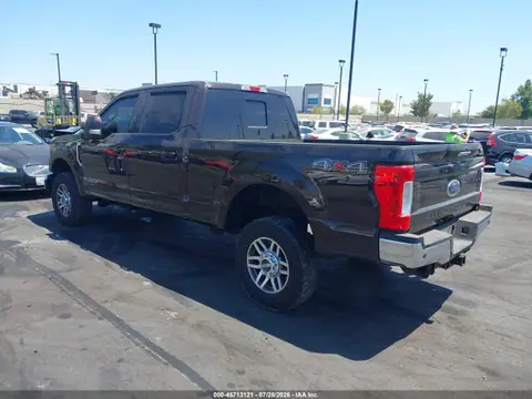 2019 Ford F-250 Lariat VIN 1FT7W2BT7KED42244 фото 3