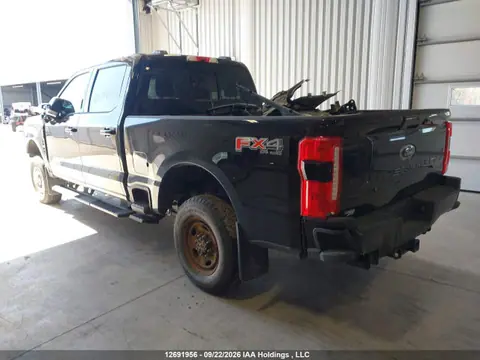 2024 Ford F-250 Lariat VIN 1FT7W2BT0REF88949 фото 3