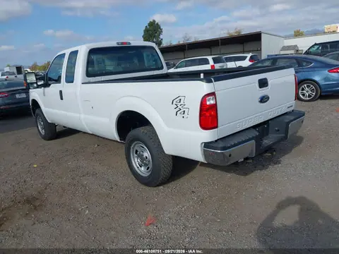 2016 Ford F-250 Xl VIN 1FT7X2B68GEC75796 фото 3