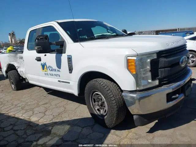 1FT7X2AT2HEE83343 — 2017 Ford F-250 Xl, Задняя часть справа (Right Rear), фото до ремонта