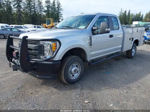 2017 Ford F-250 Xl VIN 1FD7X2B63HEE09921 фото 2
