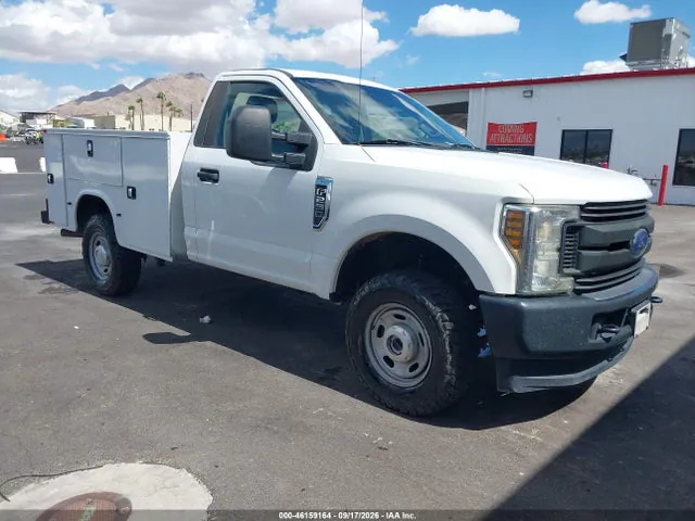 2019 Ford F-250 Xl VIN 1FDBF2B6XKEG53845 фото 1