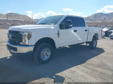 2019 Ford F-250 Xl VIN 1FT7W2B62KEF35198 фото 2