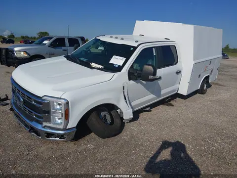 2024 Ford F-350 Chassis Xl VIN 1FD8W3HN4REF29269 фото 2