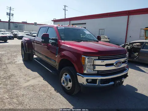1FT8W3DT7HEE62710 — 2017 Ford F-350 Lariat, Угон (Theft), фото до ремонта