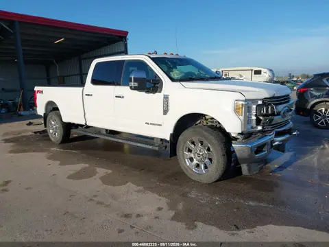 1FT8W3BT6KED27647 — 2019 Ford F-350 Lariat, Передняя часть (Front End), фото до ремонта