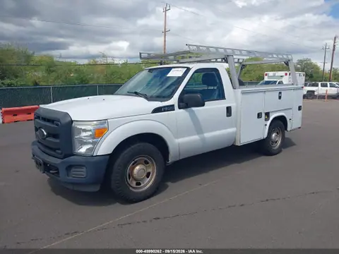 2016 Ford F-350 Xl VIN 1FDRF3A63GED02577 фото 2
